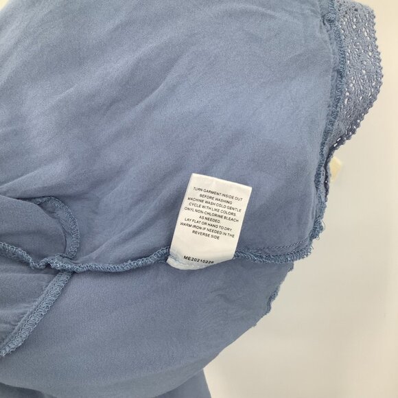 Grace + Karma Women's Blue Lace Ruffle Blouse Top L Rayon Cotton - Picture 8 of 8